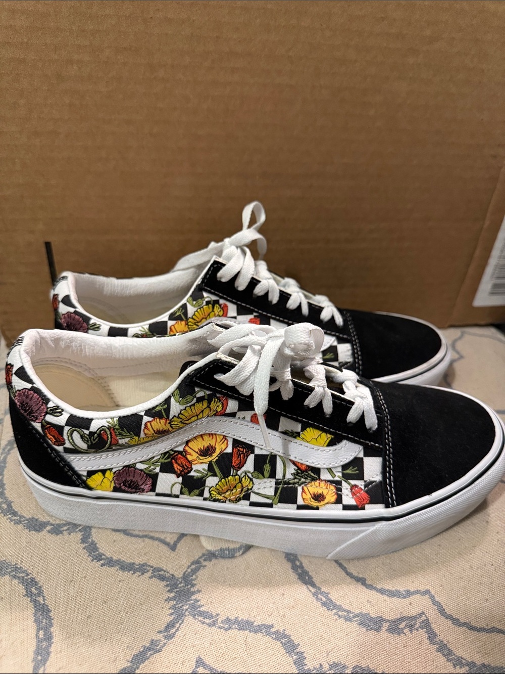 W11/M9.5 Vans Black Old Skool Poppy Checkboard Black Sneakers